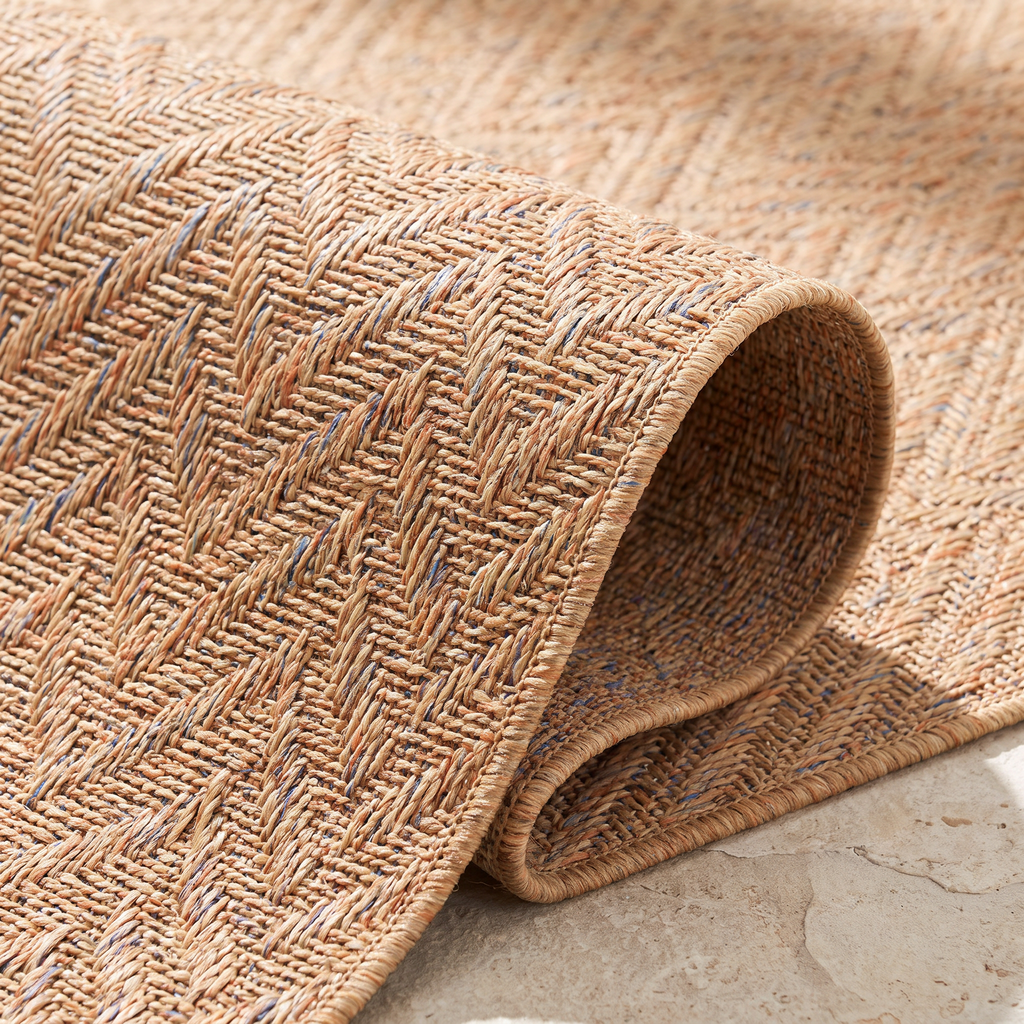 Angle et pli du tapis Calvi Multico - détail du tissage