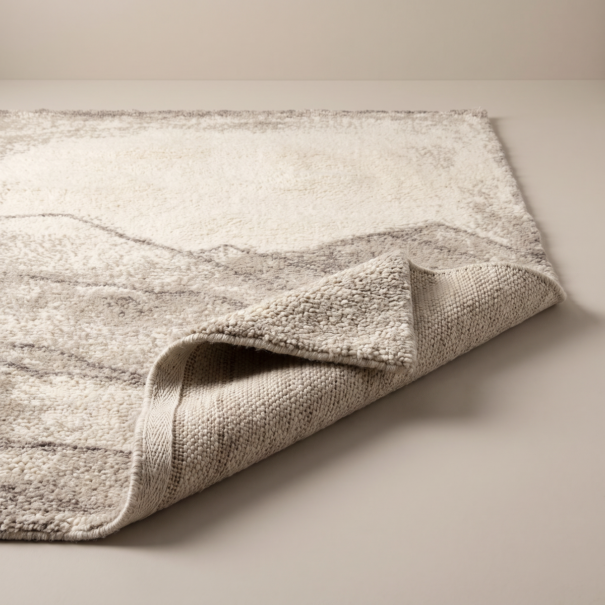 Angle et pli du tapis Barbizon Naturel - détail du tissage