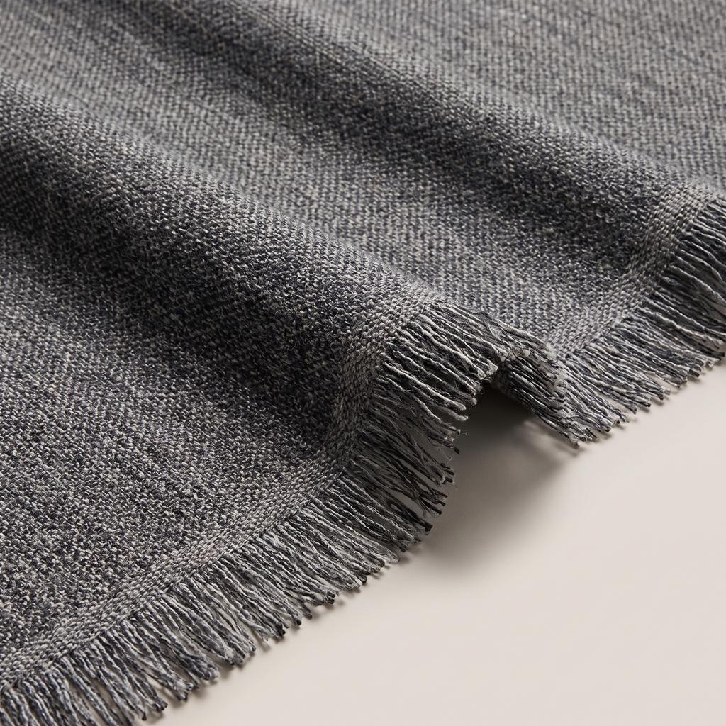 Angle et pli du tapis Marais - détail du tissage