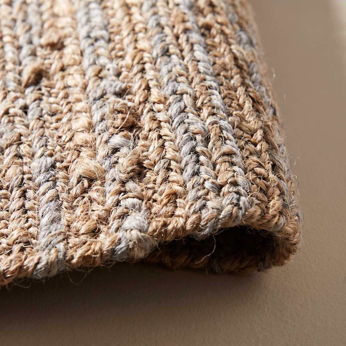 Tapis Yvoire Naturel/gris macro texture