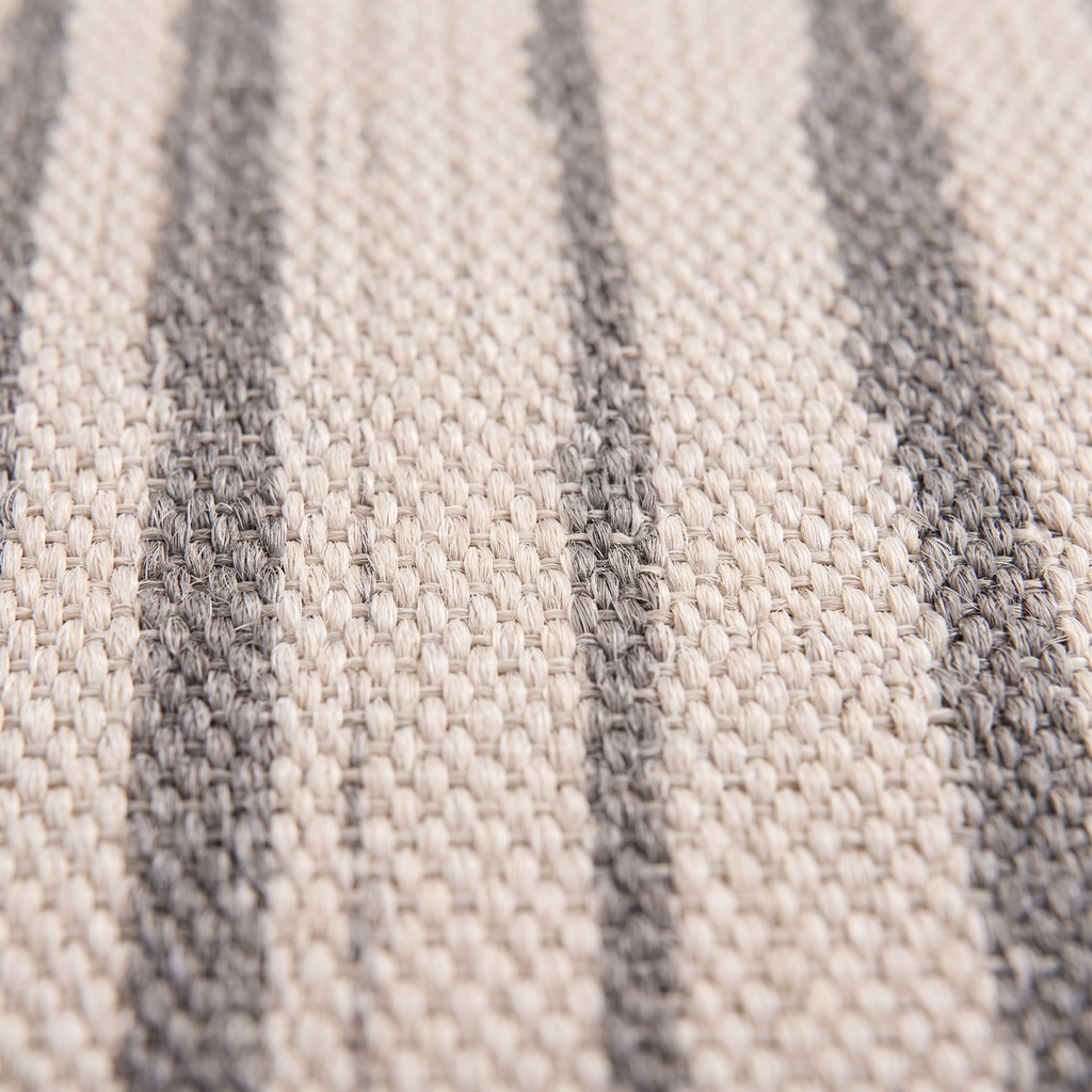 Zoom qualité du tissage du tapis Cévennes Naturel
