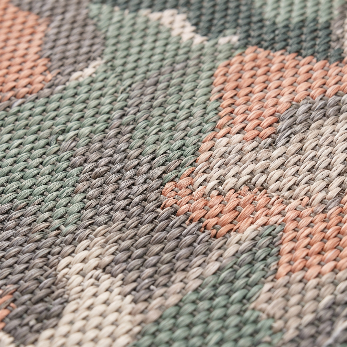 Zoom qualité du tissage du tapis Biarritz Multico