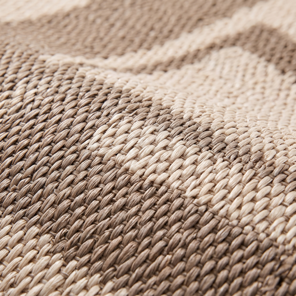 Zoom qualité du tissage du tapis Megève Naturel