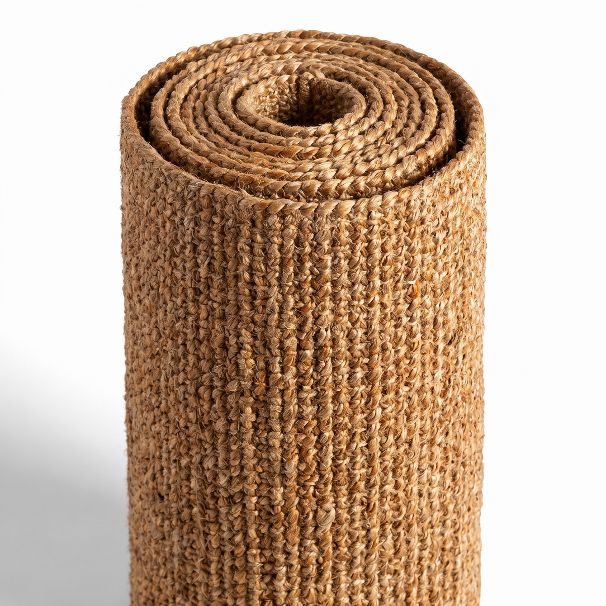 Tapis Carnac Bronze roulé en situation dans une entrée