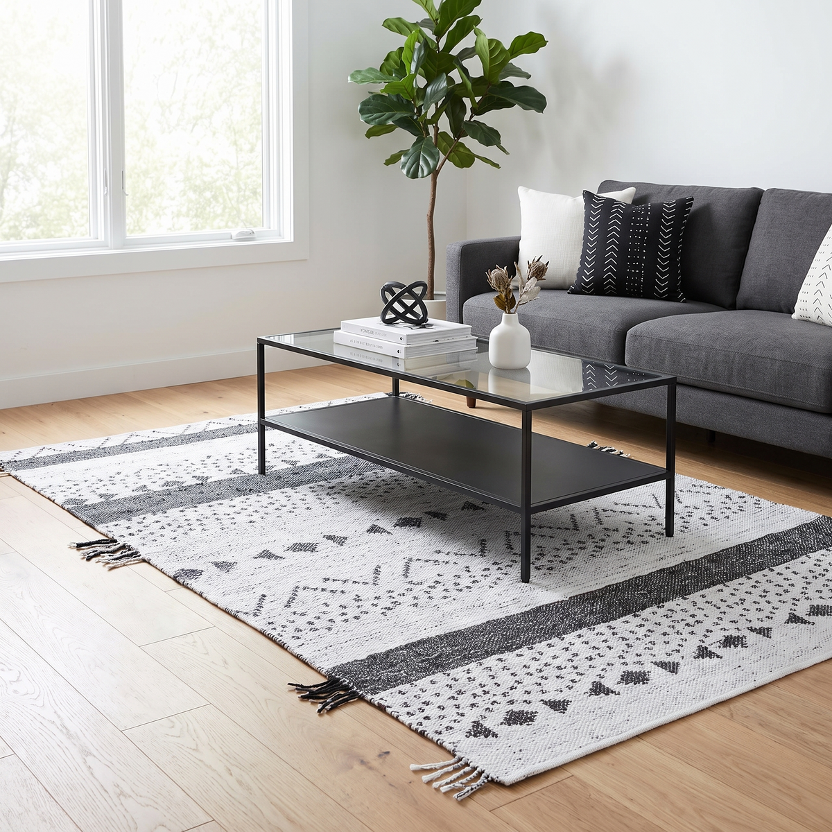Tapis Carennac Blanc/noir salon ambiance 1