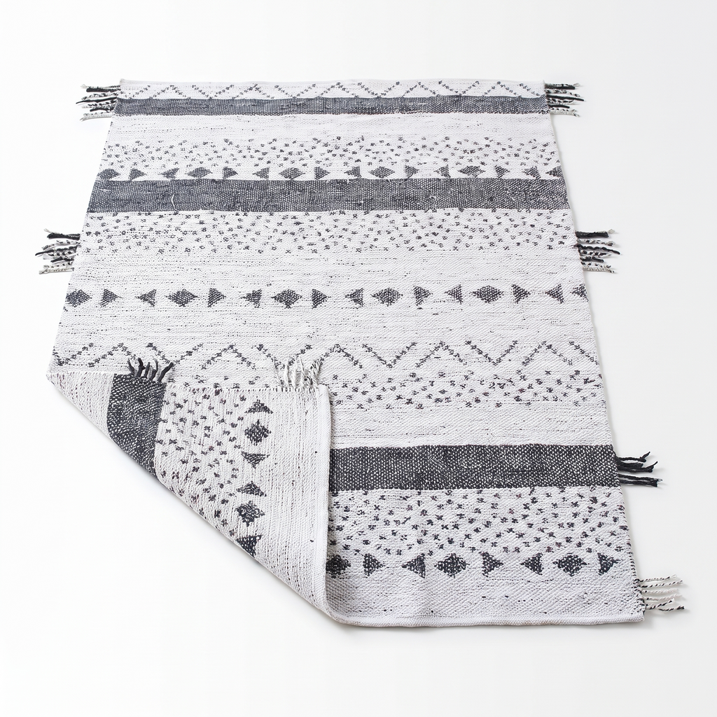 Tapis Carennac Blanc/noir angle tissage
