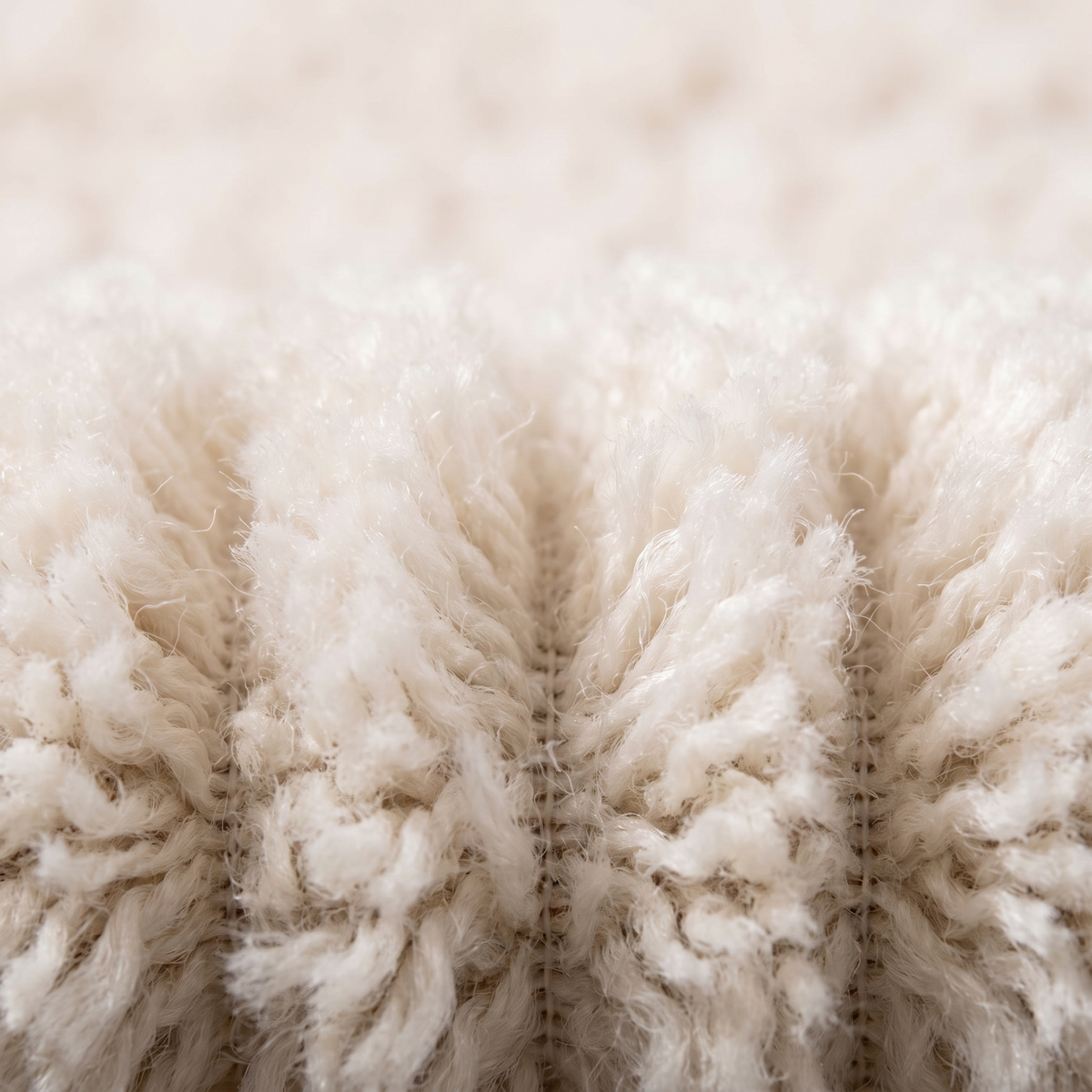 Zoom qualité du tissage du tapis recyclé Ventoux Neige