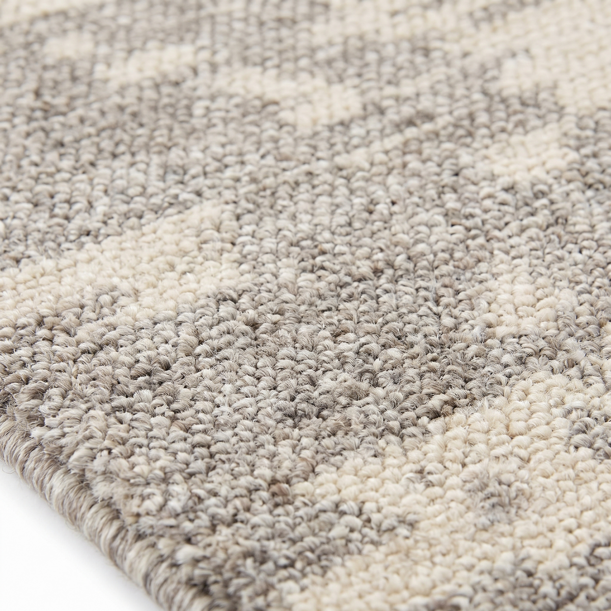 Zoom qualité du tissage du tapis Margeride Naturel
