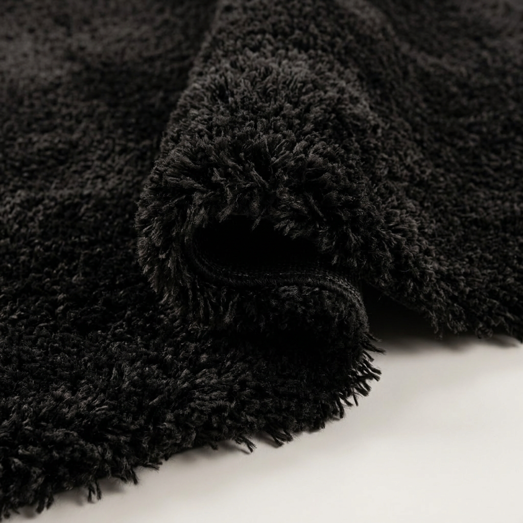 Angle et pli du tapis Cordes Caviar - détail du tissage